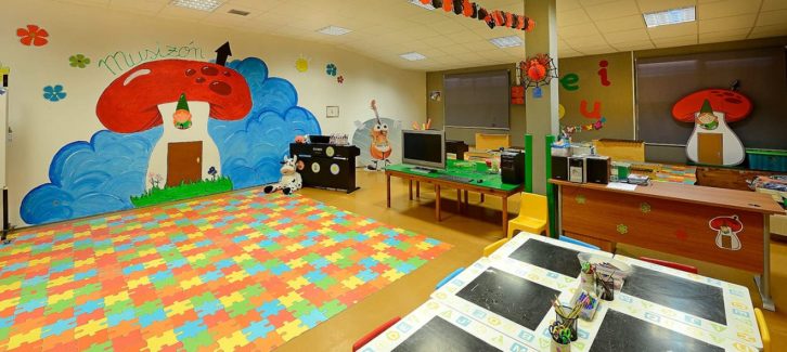 pontevedra-galeria-aulas0-tecnologia-musical-steinberg-cubase-nuendo-waves-audio-mayeusis-composición-canto-piano-jazz-vigo-conservatorio-mayeusis-superior-galicia-formacion